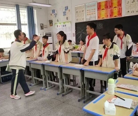 书香校园｜书香润心智 钢铁砺青春——湘潭市益智中学七年级四月读书月活动纪实