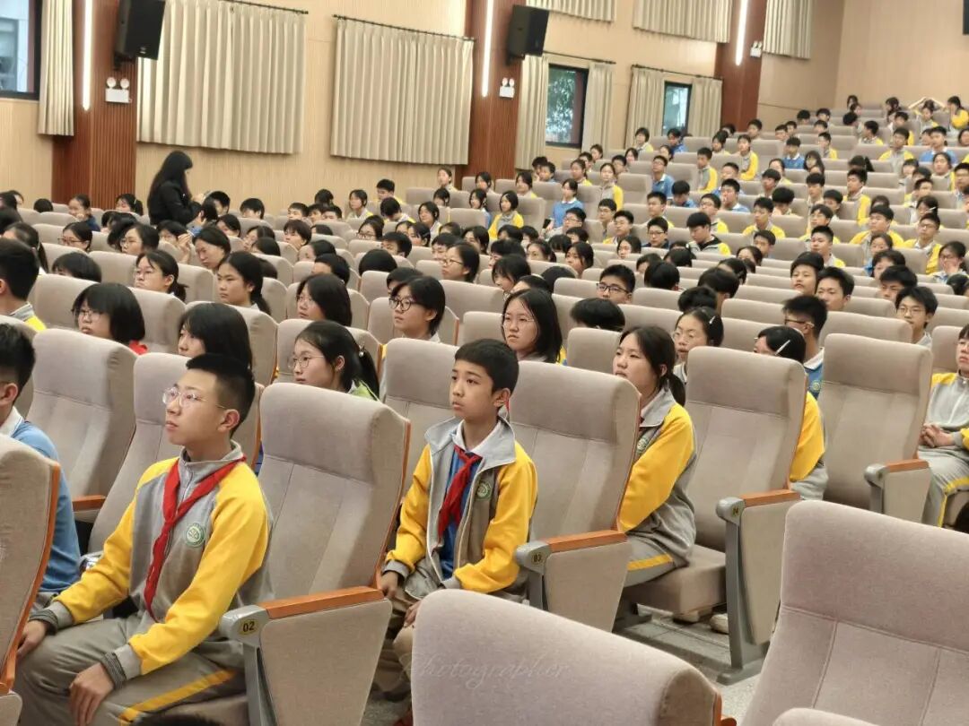 校园动态 | 科普进校园，探索地球奥秘——湘潭市益智中学携手湖南科技大学共赴冰川科普之约