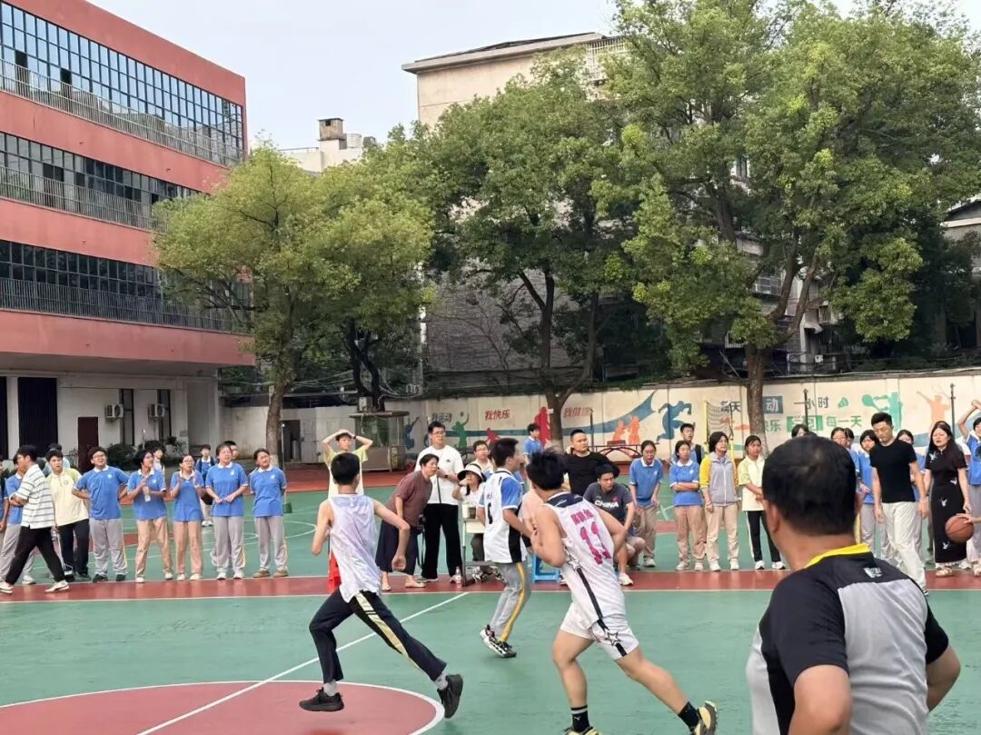 健康第一 | 青春飞扬 篮球逐梦——湘潭市益智中学八年级校园篮球赛热血收官