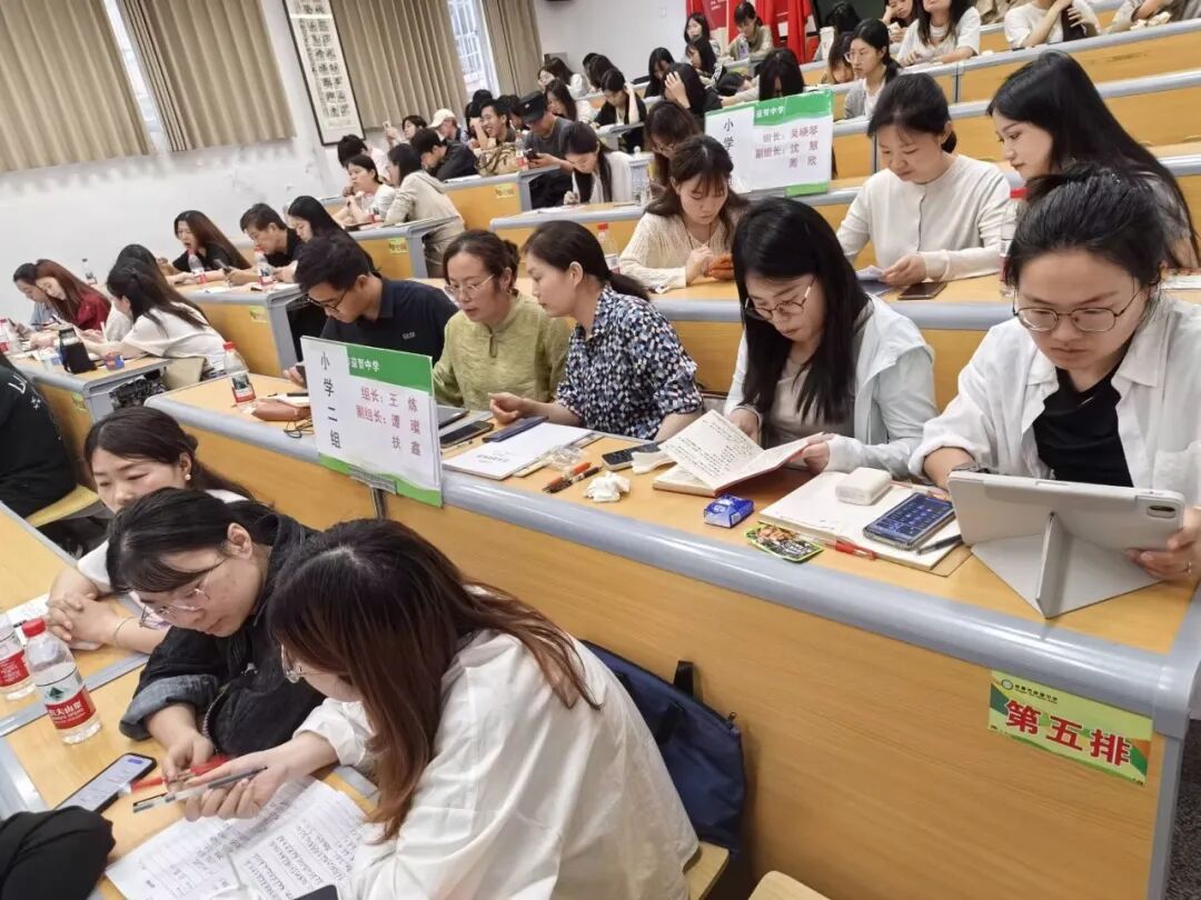 校园动态 | 数字赋能研修路 智慧共研美育心——湘潭市数字化赋能美术“备教学评”一体化暨市直中学美术工作坊研修活动