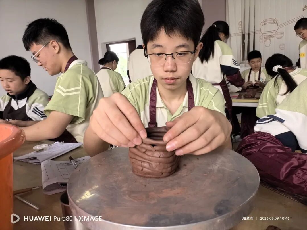 幸福德育 | 淬炼成长底色，筑梦少年锋芒——湘潭市益智中学七年级第一批劳动综合实践活动纪实（257-263班）