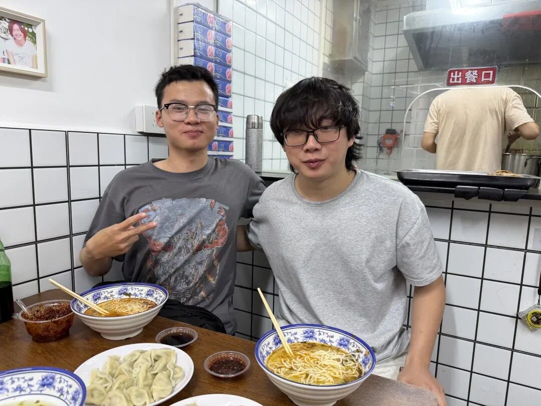 小陈和同学