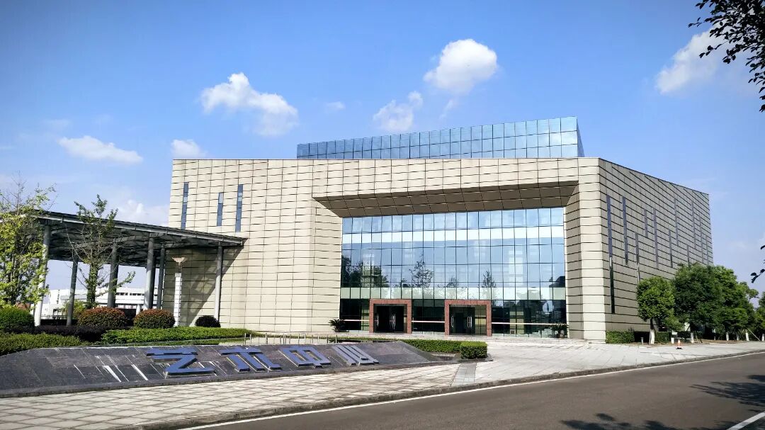 艺术中心 (1).jpg