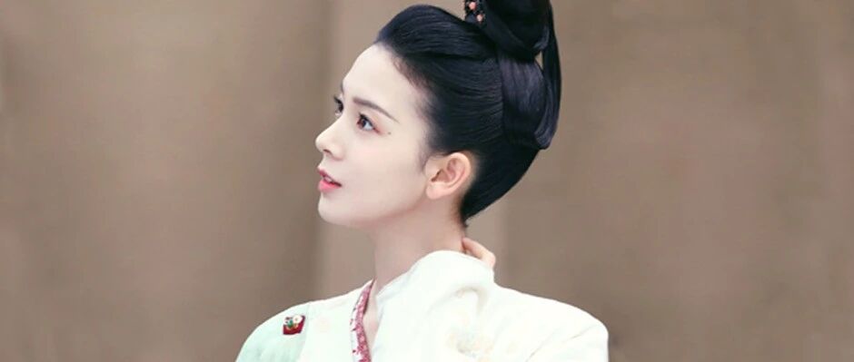 一问一答 | 林一吴谨言、肖战带货、陈瑶合同、王艺瑾放养、王菲大牌、言承旭很糊、大湾区兄弟