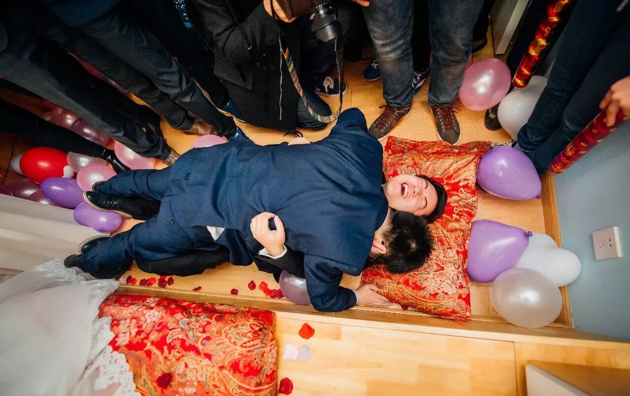 2018年婚礼整人游戏大全 结婚整蛊新郎游戏招数