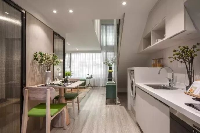 地板丑，毁所有……