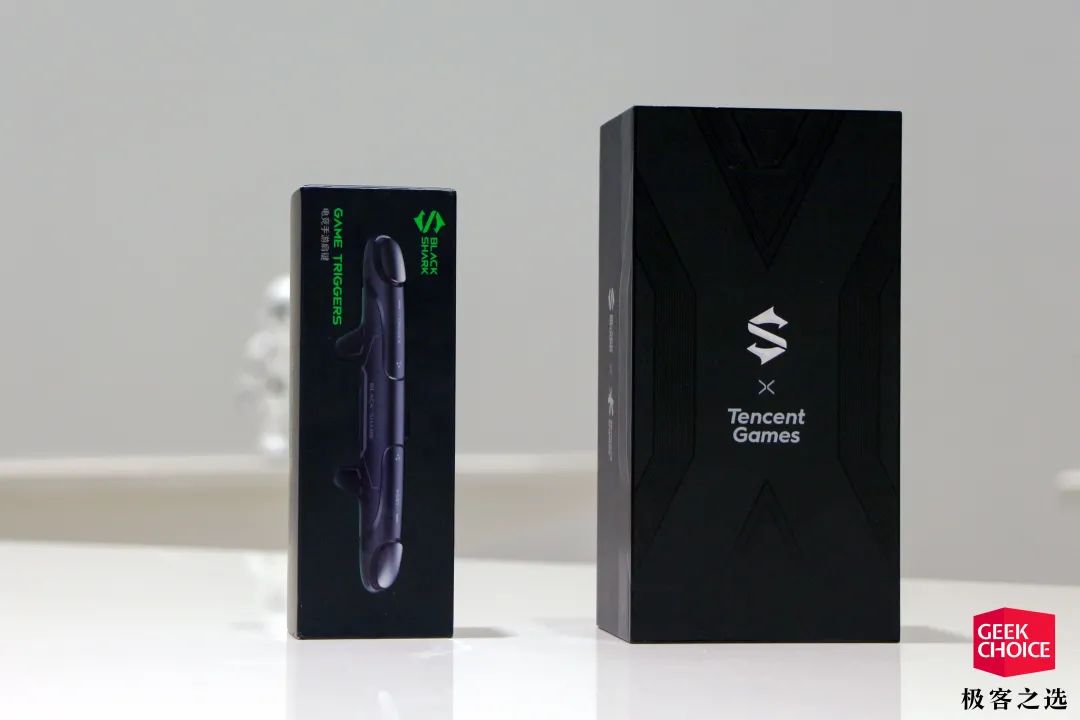 小步快跑腾讯黑鲨游戏手机3S会有什么样的表现