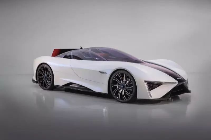 【泰克鲁斯·腾风】超级跑车量产版车型"至仁"ren在日内瓦车展全球