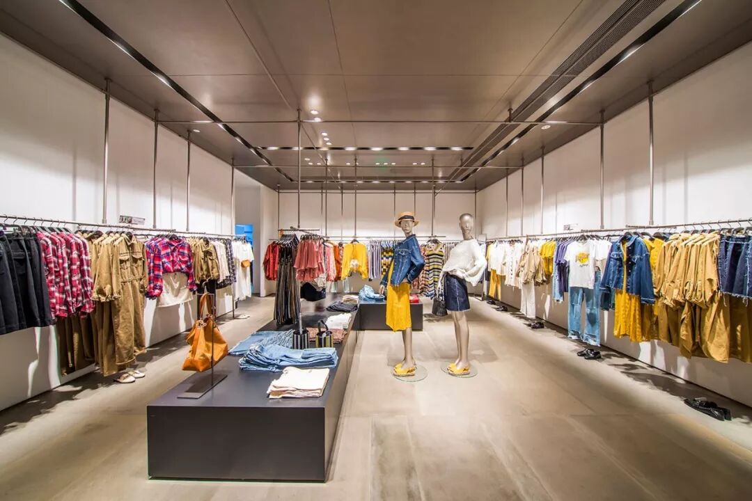 海港区燕山大街51号万达广场一层ur商铺秦皇岛万达广场店▼店铺地址