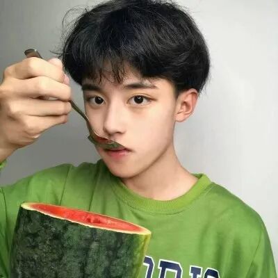 男生头像 | 120张另类风格帅气男生头像_非主流个性网