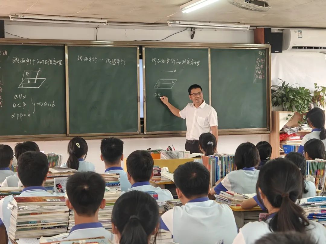 岑溪中学陈祖谦图片