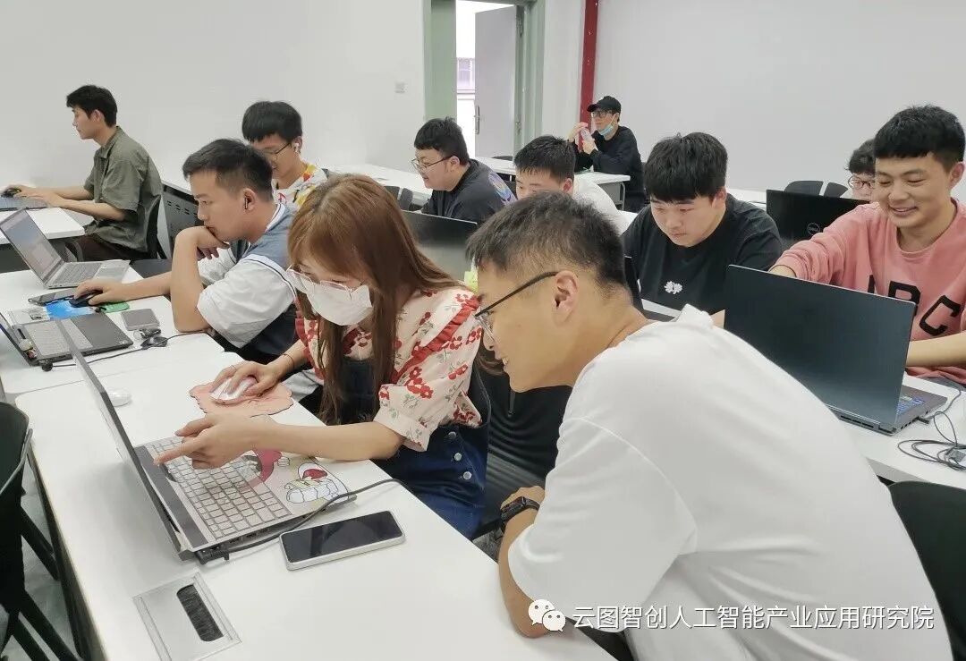 校企合作 | 东软学院人工智能实训专场会（第二期）顺利召开