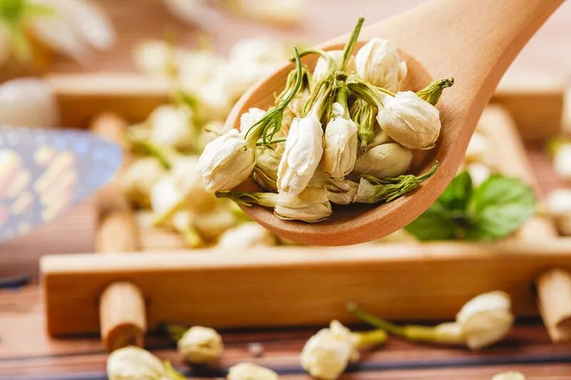 暑天自制中药花露清热解毒悦脾开胃