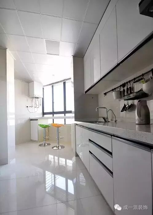 年轻人都开始走中国风了,145平新中式雅居,演绎豁达含蓄!