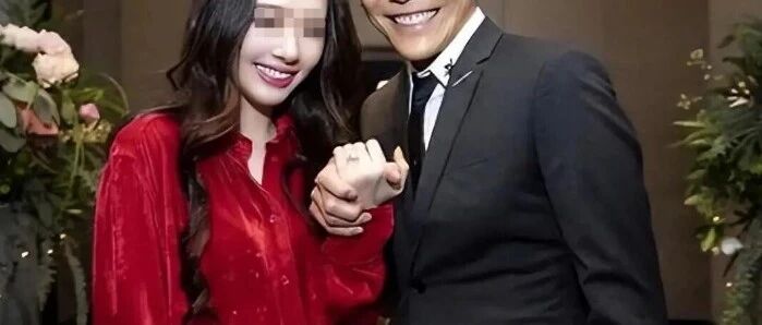 郭碧婷赢麻了!喜提438亿遗产,网友:比奚梦瑶,聪明多了......