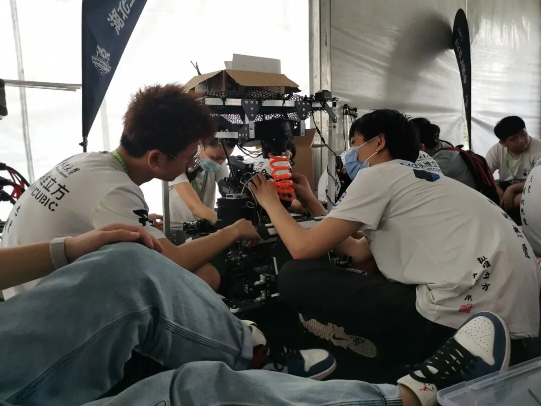 圍觀 | 縱維立方強勢助攻，三支高校戰隊同臺競技！的圖9