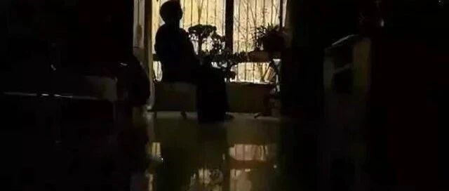 一家四口相继患癌竟是因为它！罪魁祸首你可能也在犯！