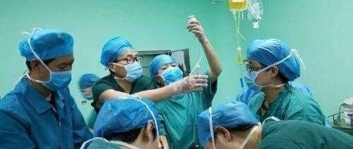 新华社记者突发心梗去世！做过8000例手术医生总结的心梗预兆转给所有人！