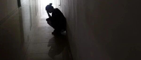 多个孩子感染后不幸身亡！传播路径曝光：这件小事家长常做，非常危险