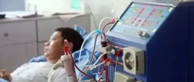 男子尿酸820！医生怒斥：3种食物再吃，命不久矣！最新食物嘌呤表转给所有人