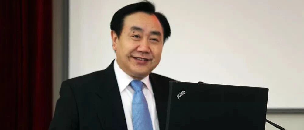 外科医生挖肉，内科医生下毒，放疗科医生烤电...最后病人死了，癌细胞还活着！