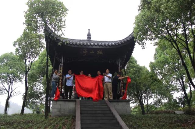 蘭溪一中貼吧_蘭溪市第一中學(xué)貼吧_蘭溪一中91屆