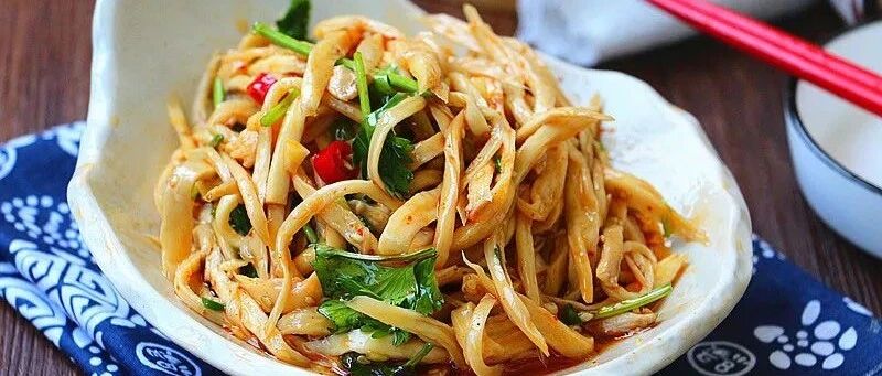 过年大鱼大肉吃腻了，来道清爽凉拌菜开开胃吧！