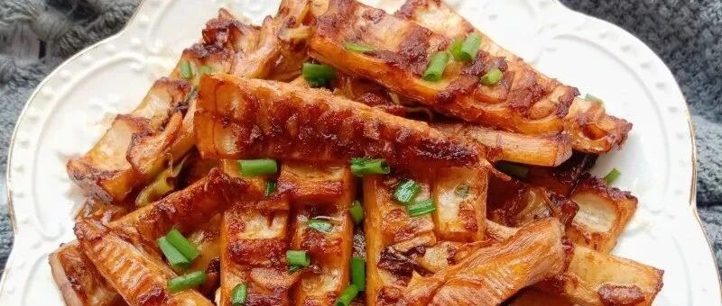 它攒着整个冬天的鲜劲，不吃对不起春！