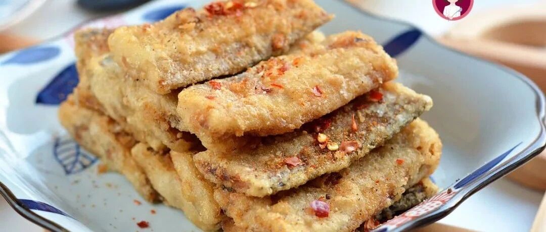 家家年夜饭都要做的干炸带鱼，外酥里嫩还入味，学会露一手~
