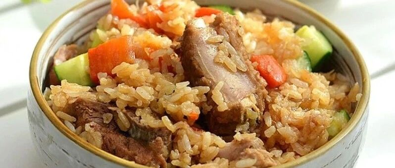 这个夏天，电饭煲焖饭必须有姓名！饭菜一锅出，做法又简单，太香了！