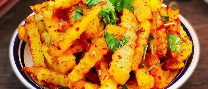 在家自制特色街头小吃，一口一口停不下嘴！真的好吃爆啦！