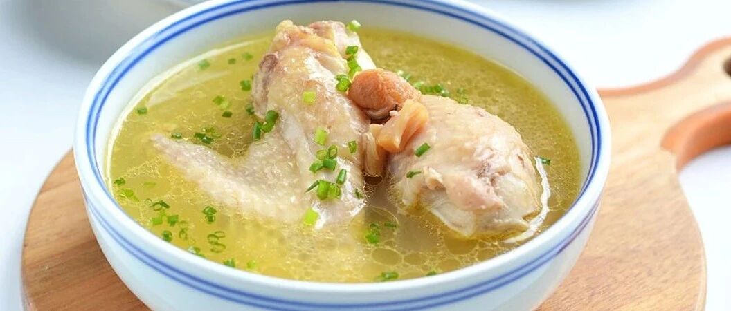 秋天就要多喝汤！鸡汤这样炖，营养滋补，香气扑鼻，也太好喝了吧~