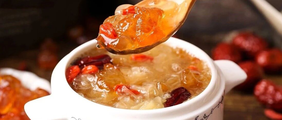 据说喝一次等于敷30次面膜的美颜汤，平价又美味，还不赶快试试看？