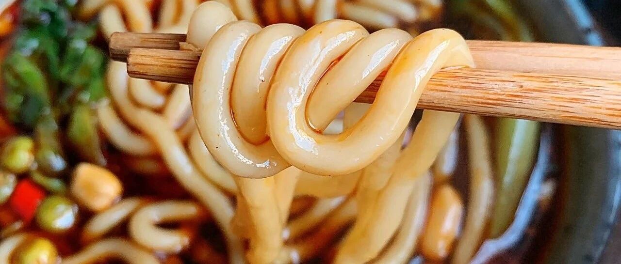 超级简单的懒人版土豆粉，无敌美味，爽滑过瘾超好吃！