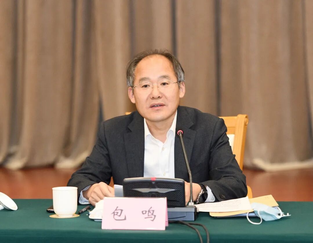 市委副书记,市长包鸣表示,下一步,江阴——★在产业转型上要聚焦实体