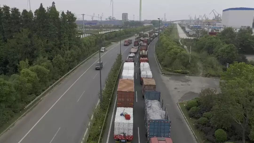 江阴大桥提前双向开通 市民注意提前绕行