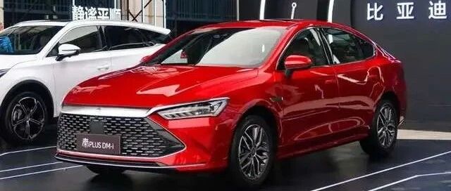 亏电油耗低至3.8L/百公里，连丰田都不敢这么宣传，比亚迪凭什么？