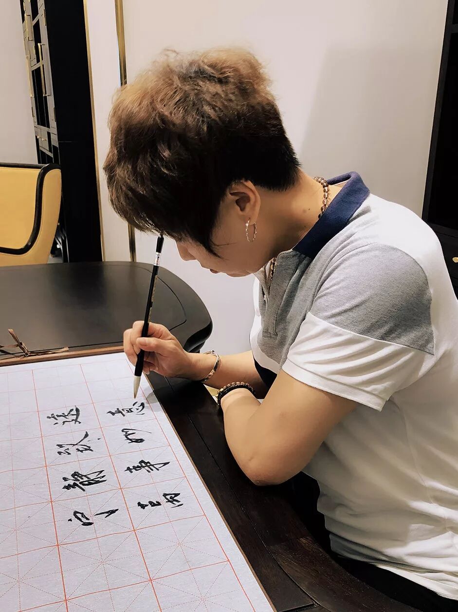 荣麟家居 隋凤娟