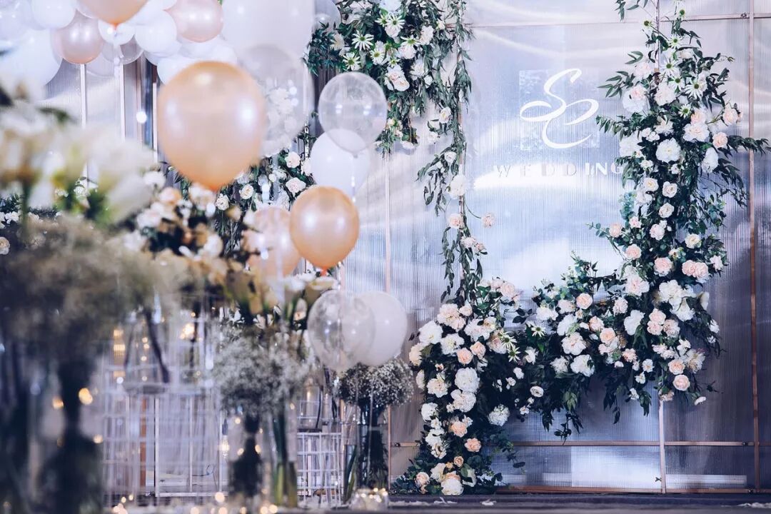 婚礼场布 | 细腻柔和的灰色赋予婚礼干净纯粹的力量