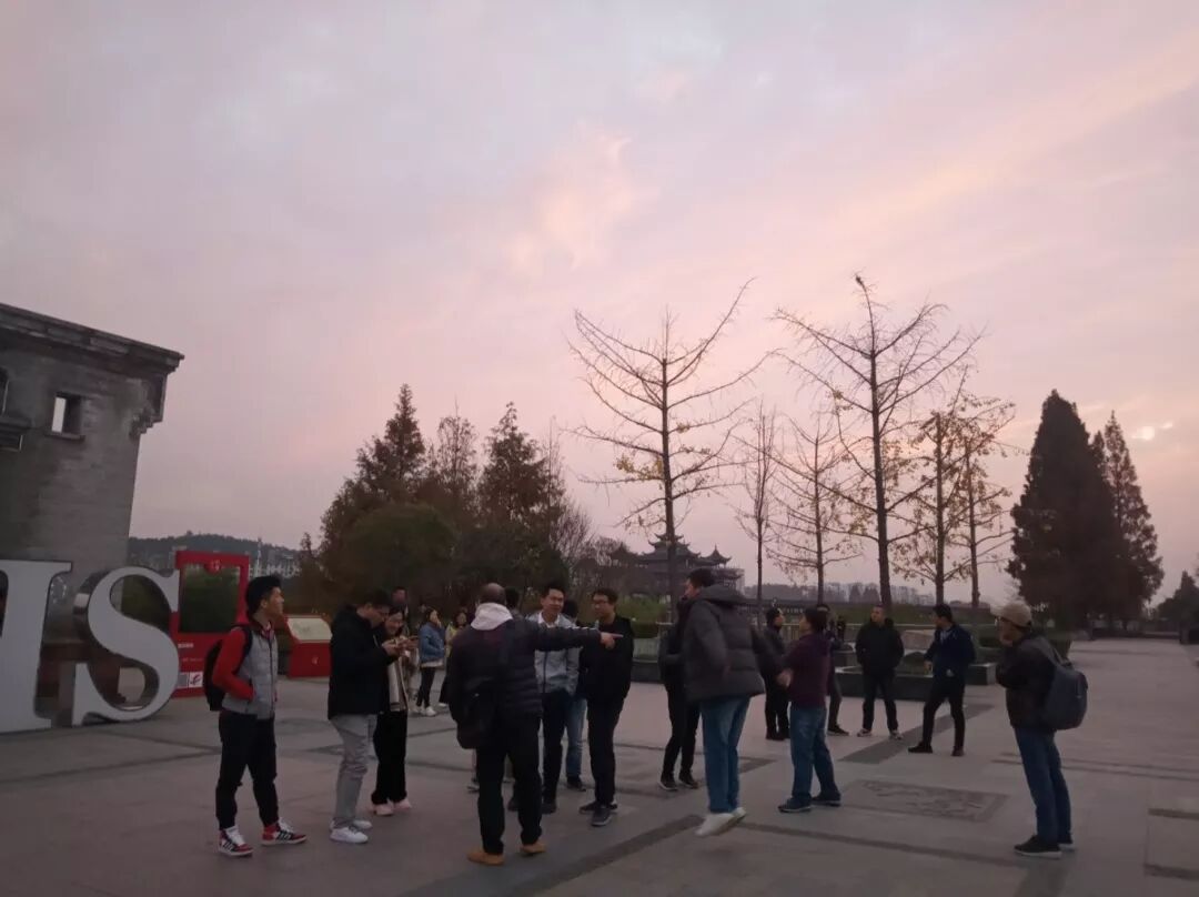 深圳亿鑫机电科技