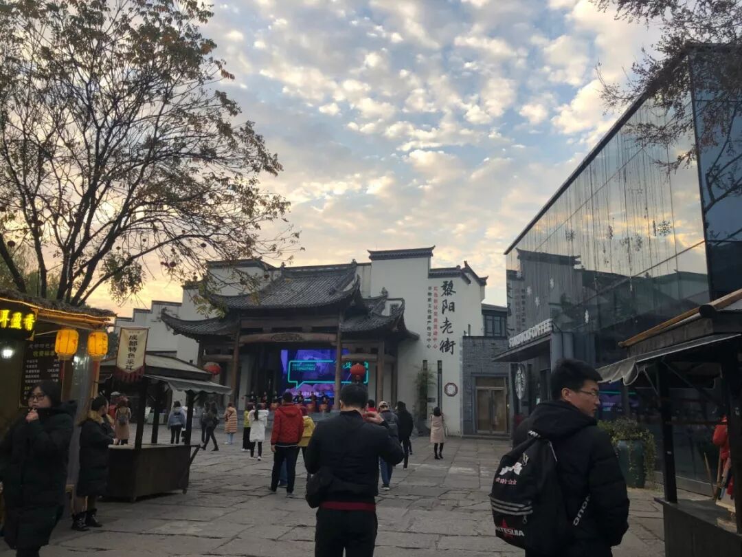 深圳亿鑫机电科技