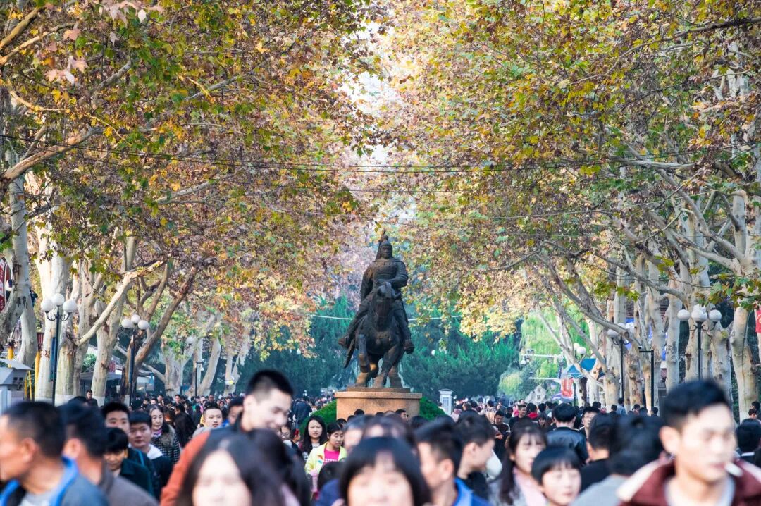 �����Ǹ��߸�˧���Լ�ȴ˵����������