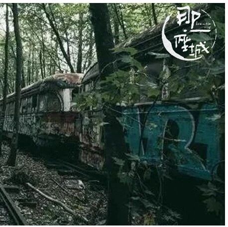 这群年轻人，走进了全国三十多个“鬼城”