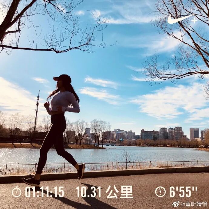 【美女】96年新疆翘臀尤物太惹火，硬拉100kg，网友：美腿美臀美颜一个都不少！（组图） - 32