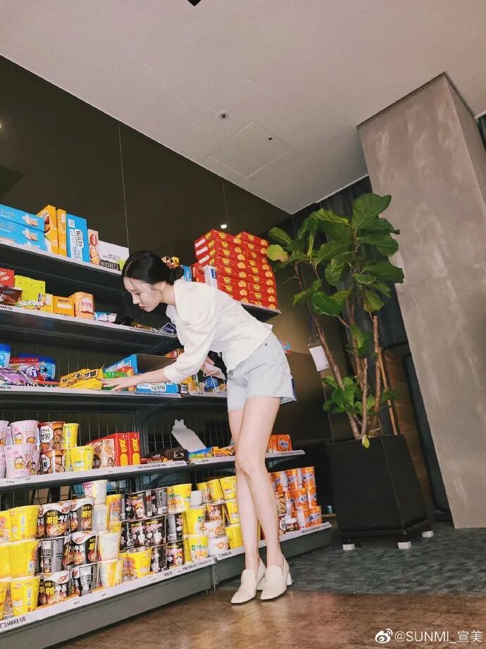 【美女】价值3000万的美腿仅靠健身打造，网友：“腿精界”扛把子（组图） - 13
