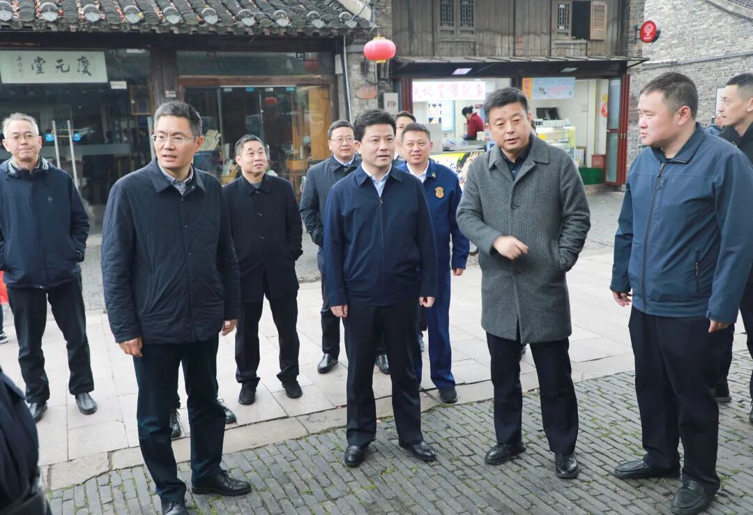 广陵区领导带队督查重点旅游区域安全风险防范工作