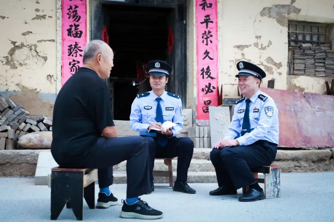 焦岱派出所所长李明西安市蓝田县公安局此次发布的六个蕴含红色记忆的