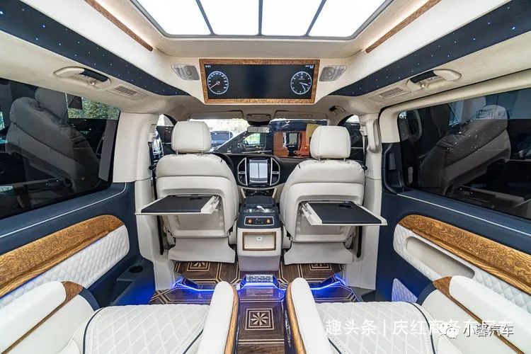 奔馳商務(wù)車(chē) 木地板_杉木地板是刷木蠟油還是清漆_大自然地板荷木仿古ds202p價(jià)格