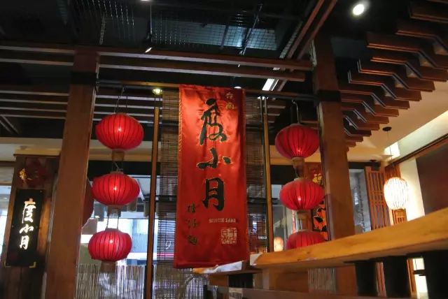 点击查看源网页
