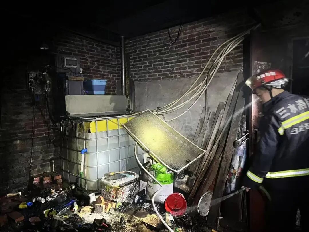 处置现场图片 (1).jpg